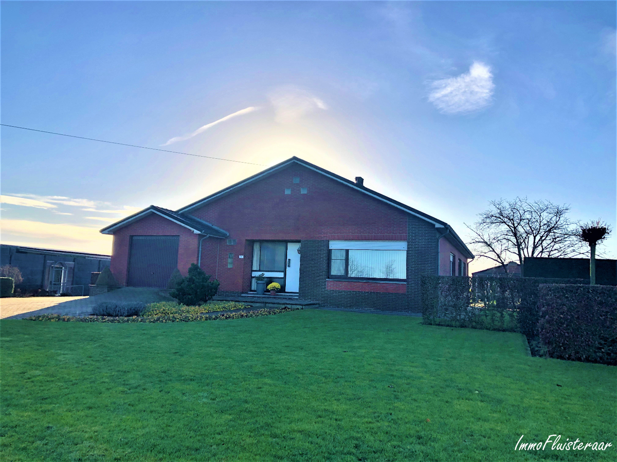 Boerderij met stalgebouwen en weilanden op ca. 1,17ha met uitbreidingsmogelijkheden van 5ha te Bree 