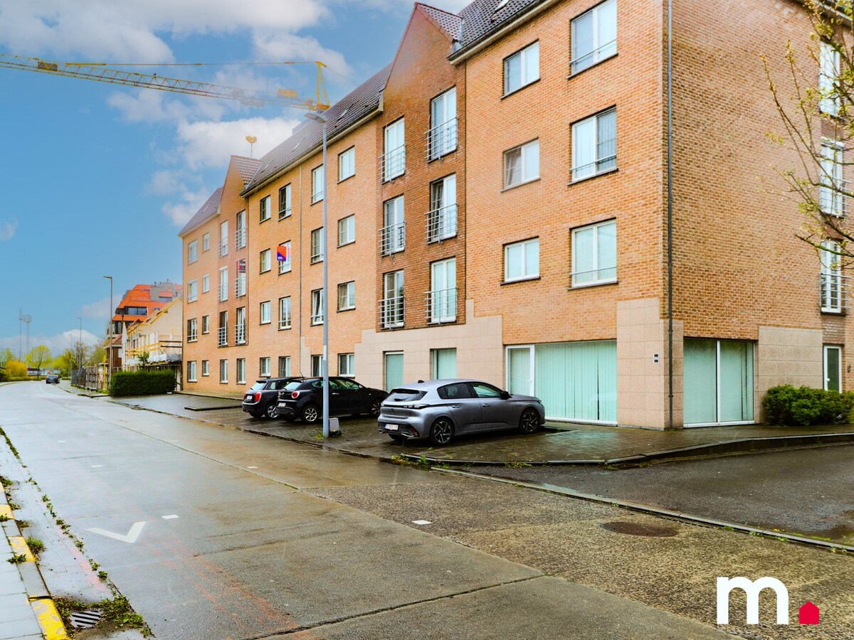 Piekfijn onderhouden appartement (EPC A)  met ruim terras te Harelbeke ! 