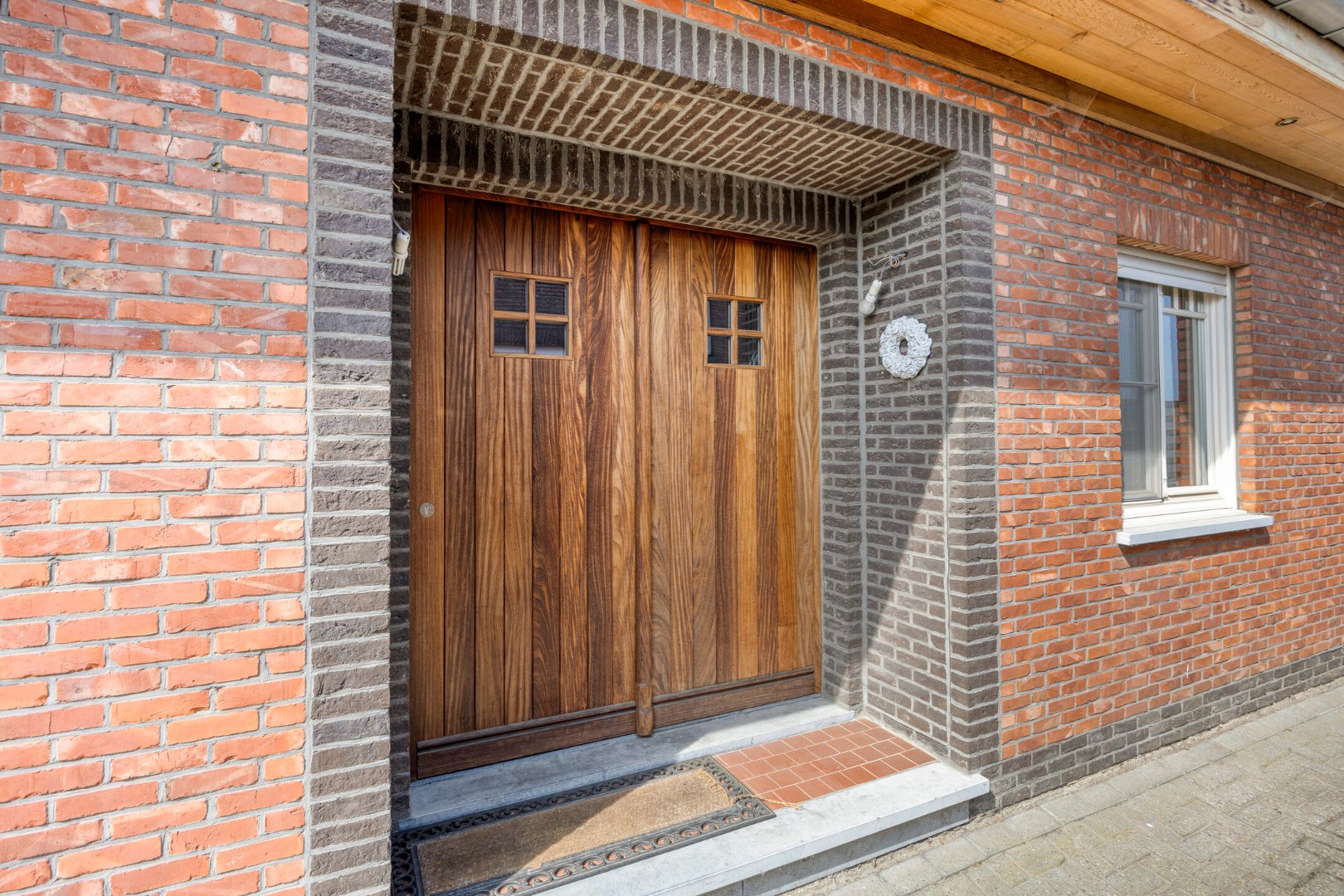 Gerenoveerde gezinswoning met 4 slpk. en landelijke ligging in Westerlo 