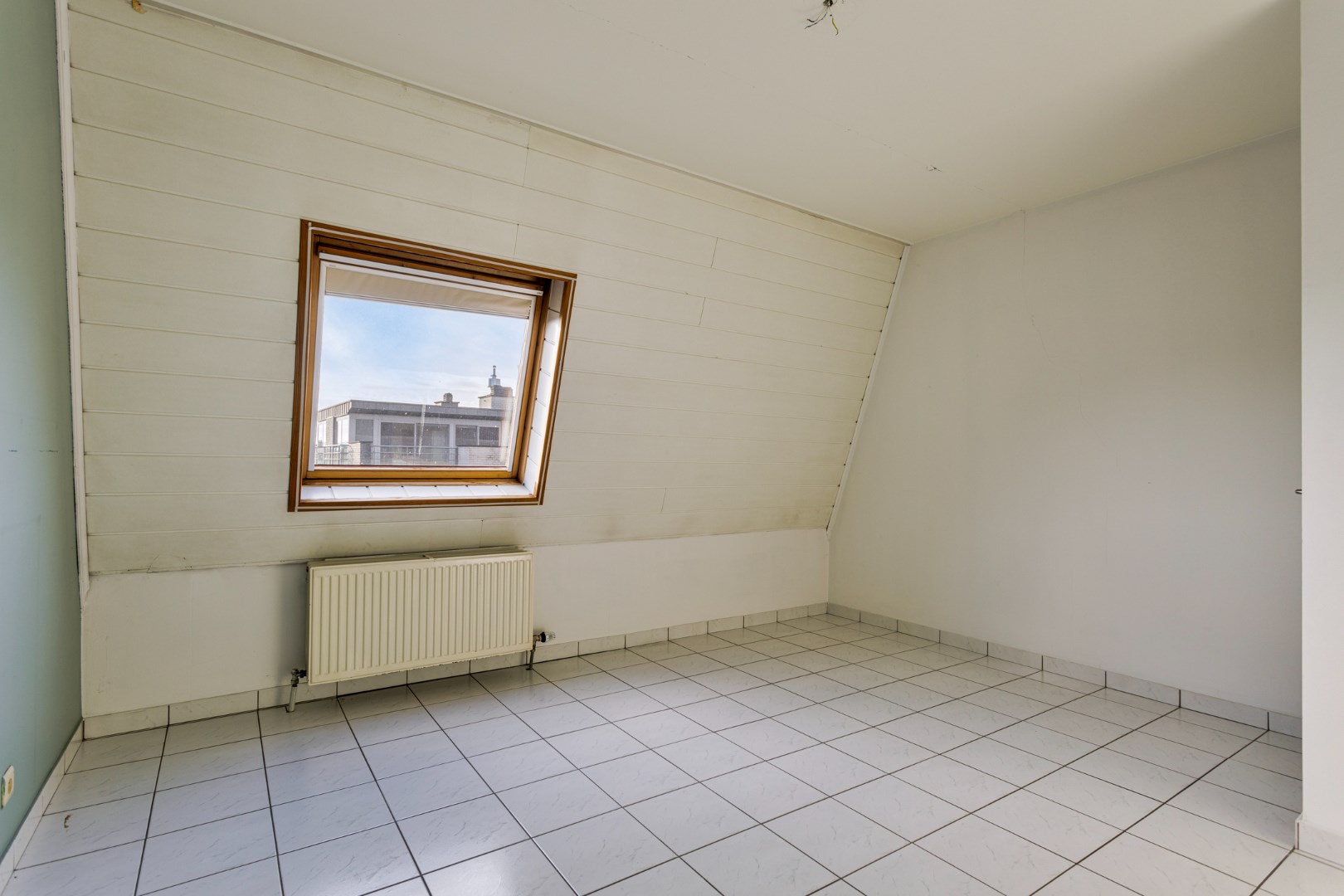 Goed gelegen 2-slaapkamerappartement  – EPC 141 kWh/m&#178; - bewoonbare opp. 86 m&#178; 