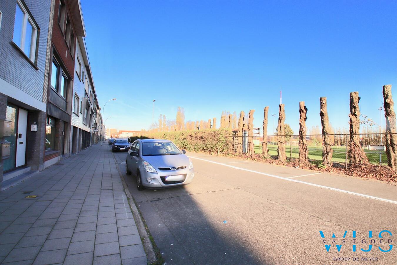 Instapklare bel-&#233;tage met tuin te ZELZATE! 