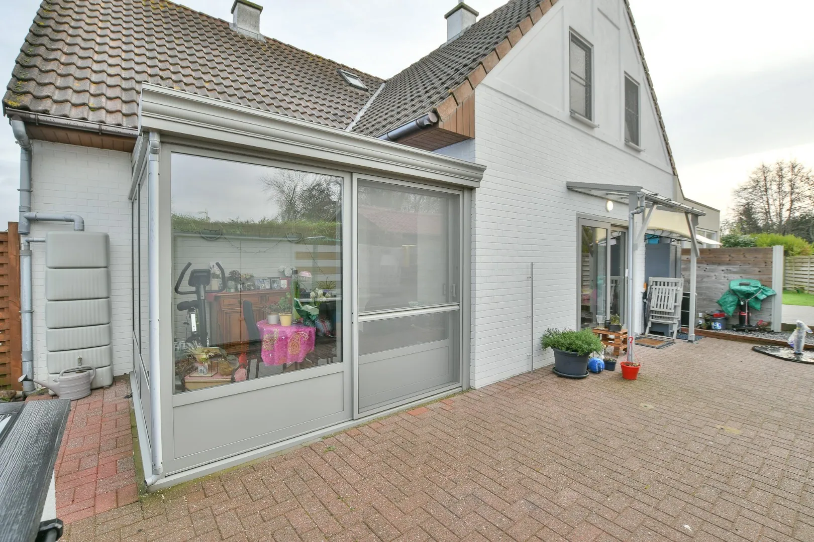 Rustig gelegen (vakantie)woning met ruim zonneterras nabij zee & duinen