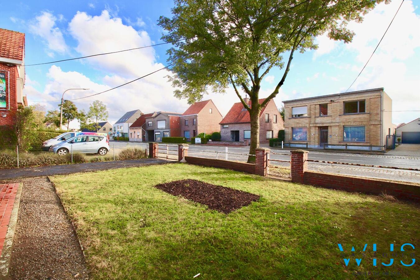 Te renoveren woonhuis op een mooi perceel van 870m&#178; te ERTVELDE! 