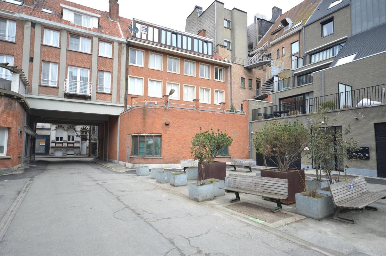 Appartement met 1 slaapkamer en ruim terras in het centrum van Oostende 