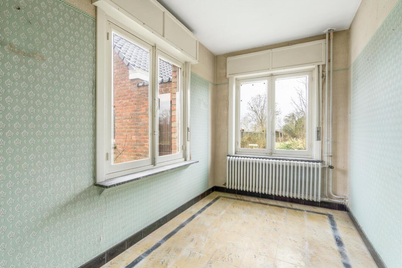 Rustige gelegen open bebouwing met bouwgrond op 1780 m&#178; te Koekelare 