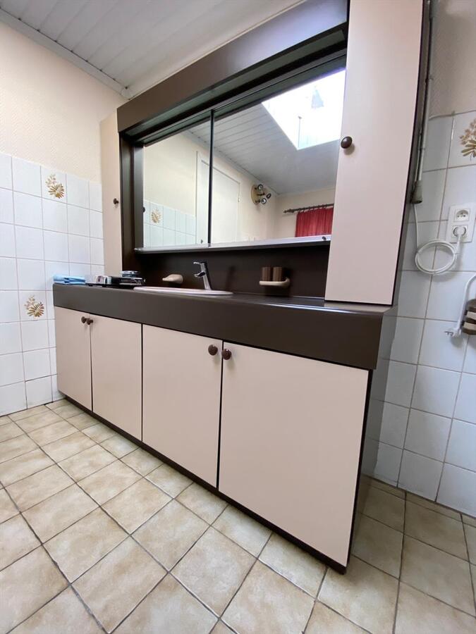 Woning met 3 slaapkamers en loods te Kortemark 