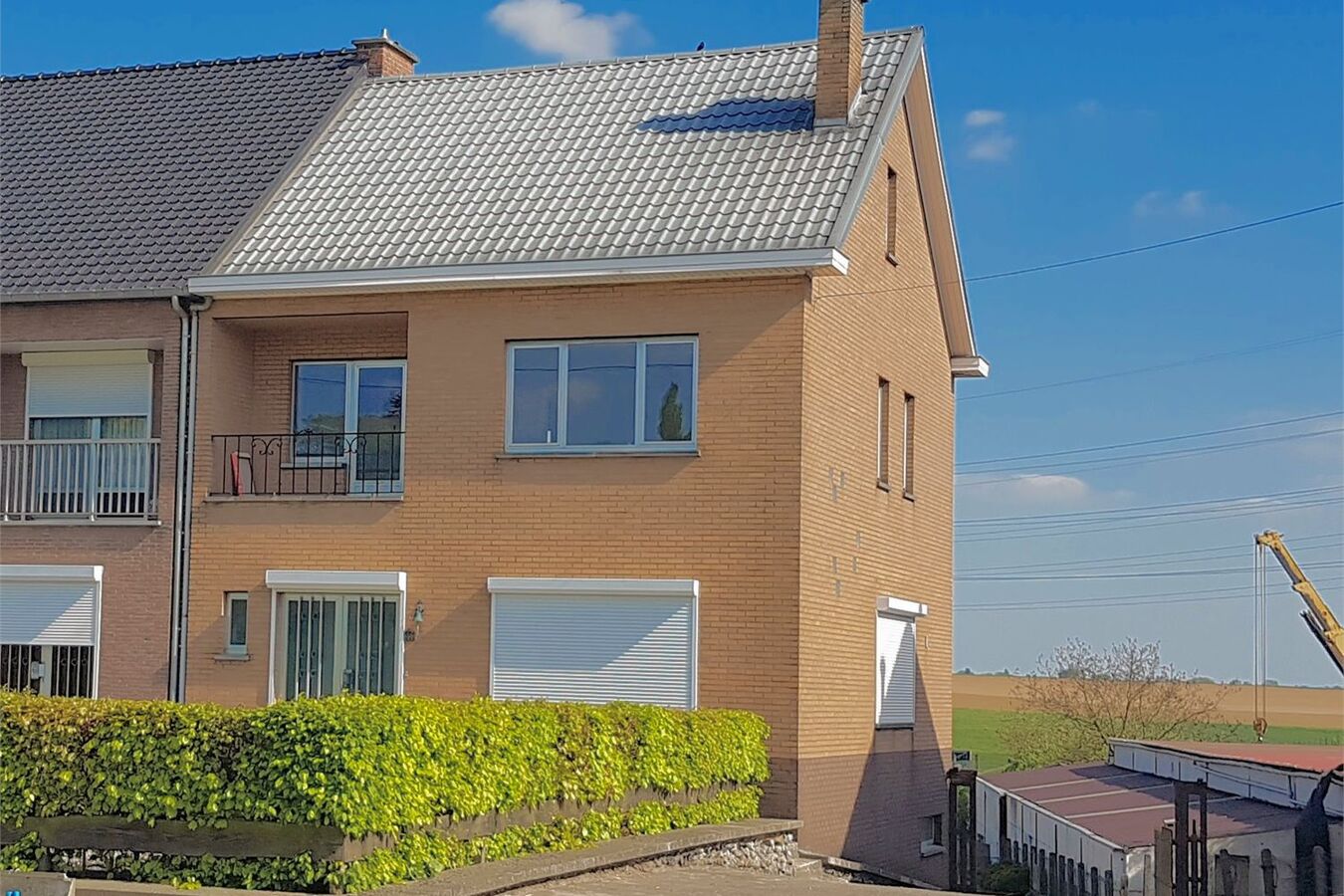 Volledig gerenoveerde, energiezuinige woning met 3 kamers 