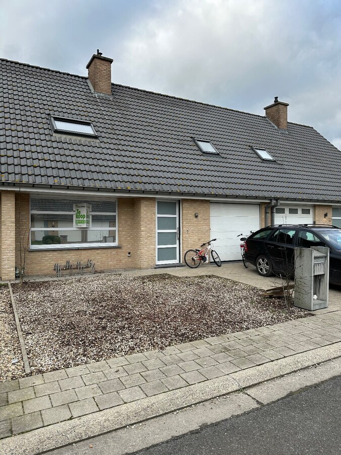 Energiezuinige woning met 3 slaapkamers en garage te Houthulst 