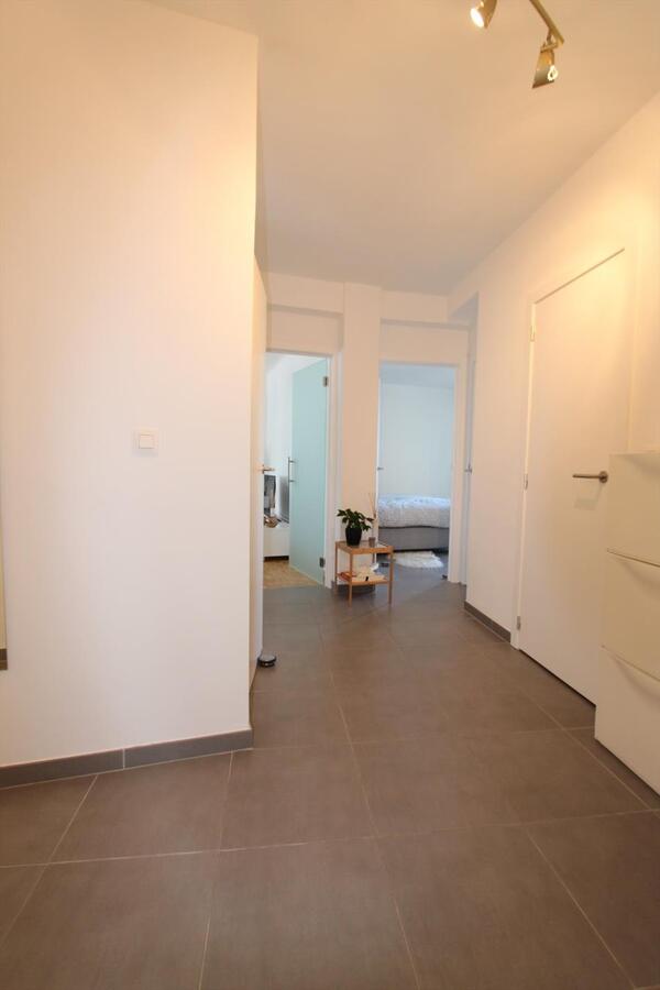 Volledig gerenoveerd appartement te Oostende 