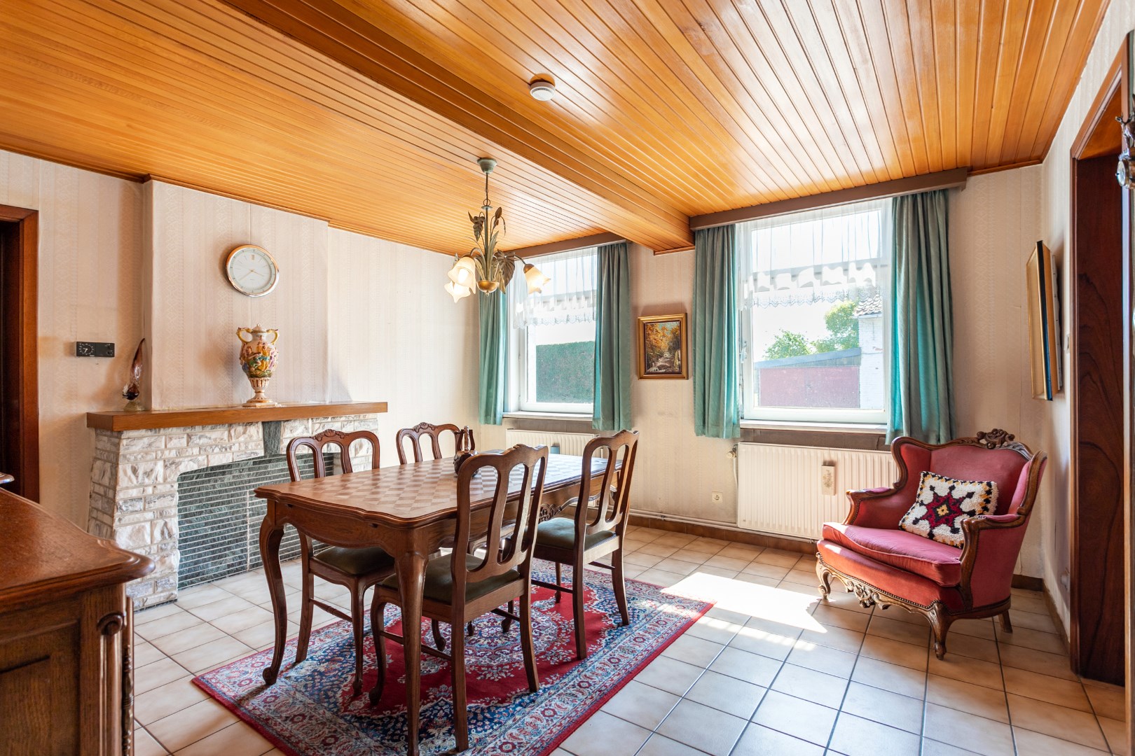 Maison &#224; r&#233;nover avec 3 chambres, entrep&#244;t et prairie sur 59a dans le cadre verdoyant de Pepingen. 