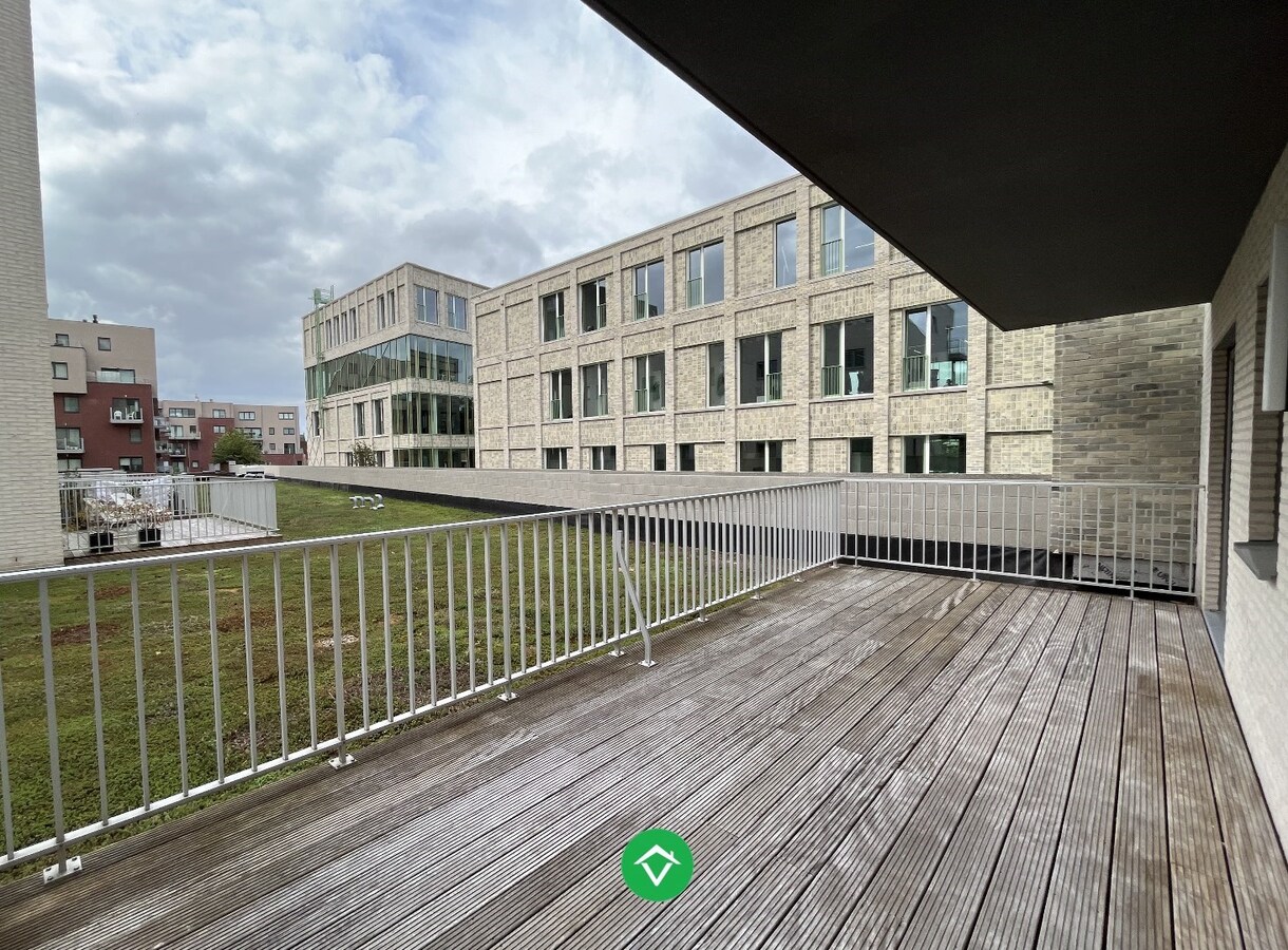 Ruim appartement op eerste verdieping met 2 slaapkamers in De Munt Roeselare 