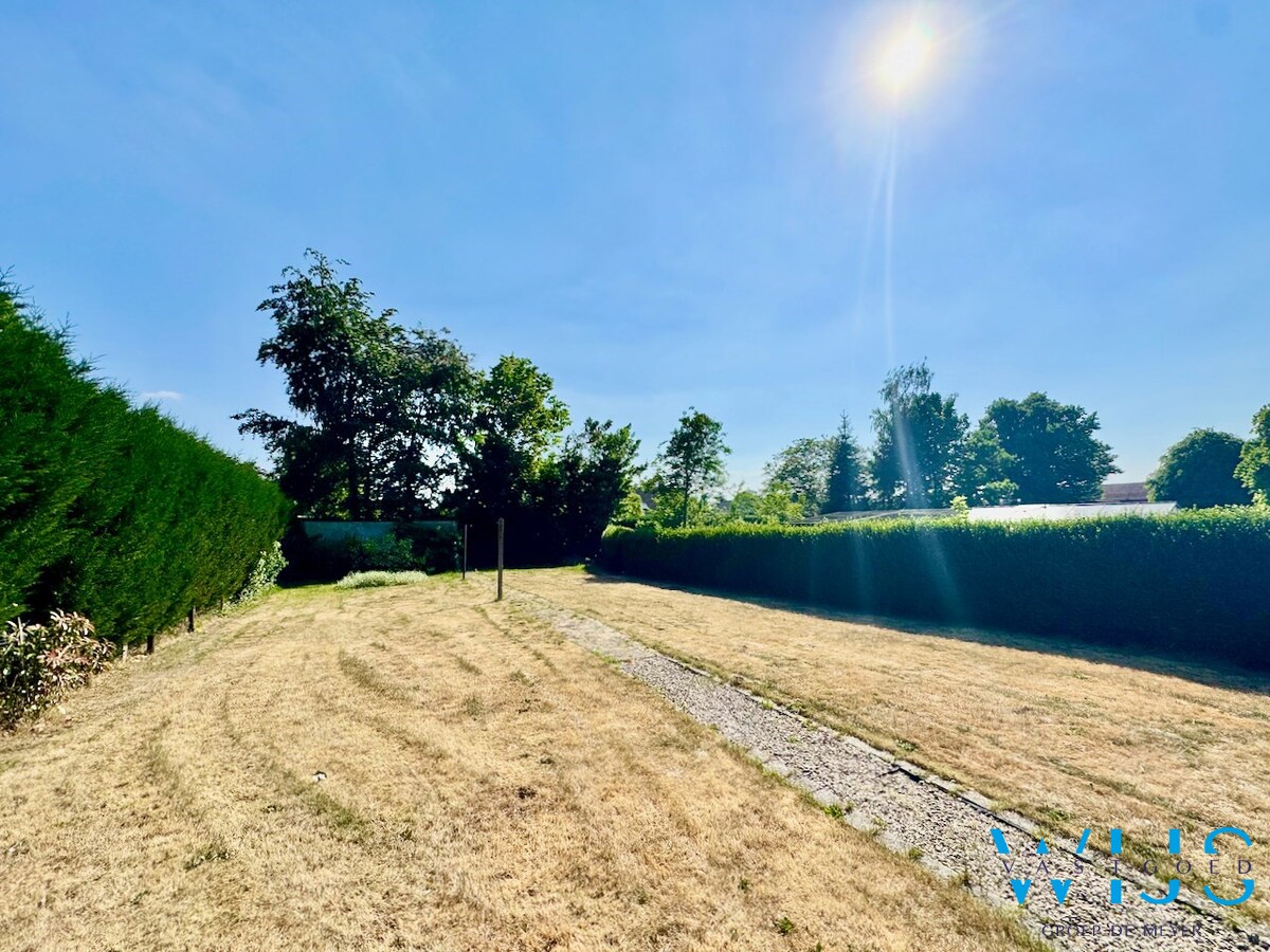 Ideale bungalow op 930m&#178; in Ertvelde 