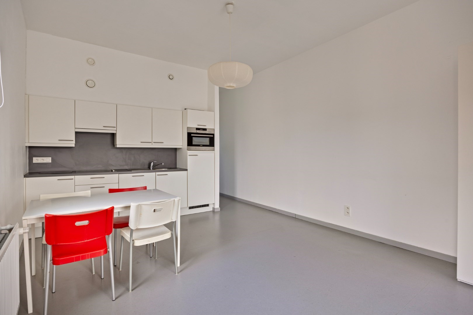 Charmante, lichtrijke studio in Leuven centrum - opp. 48m&#178; - EPC 79 kWh/m&#178; 