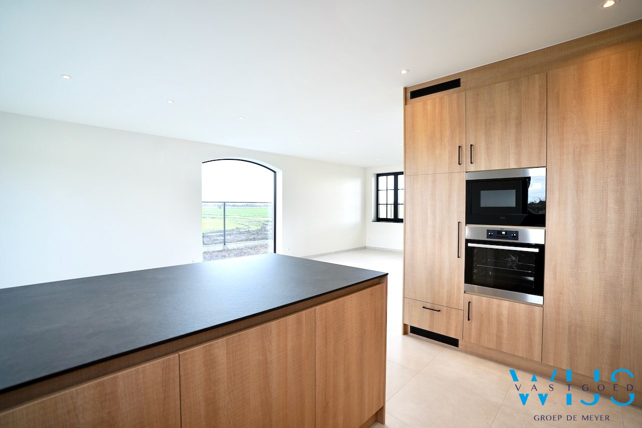 Zeer ruime nieuwbouw op 510m&#178; te ASSENEDE/BASSEVELDE! 