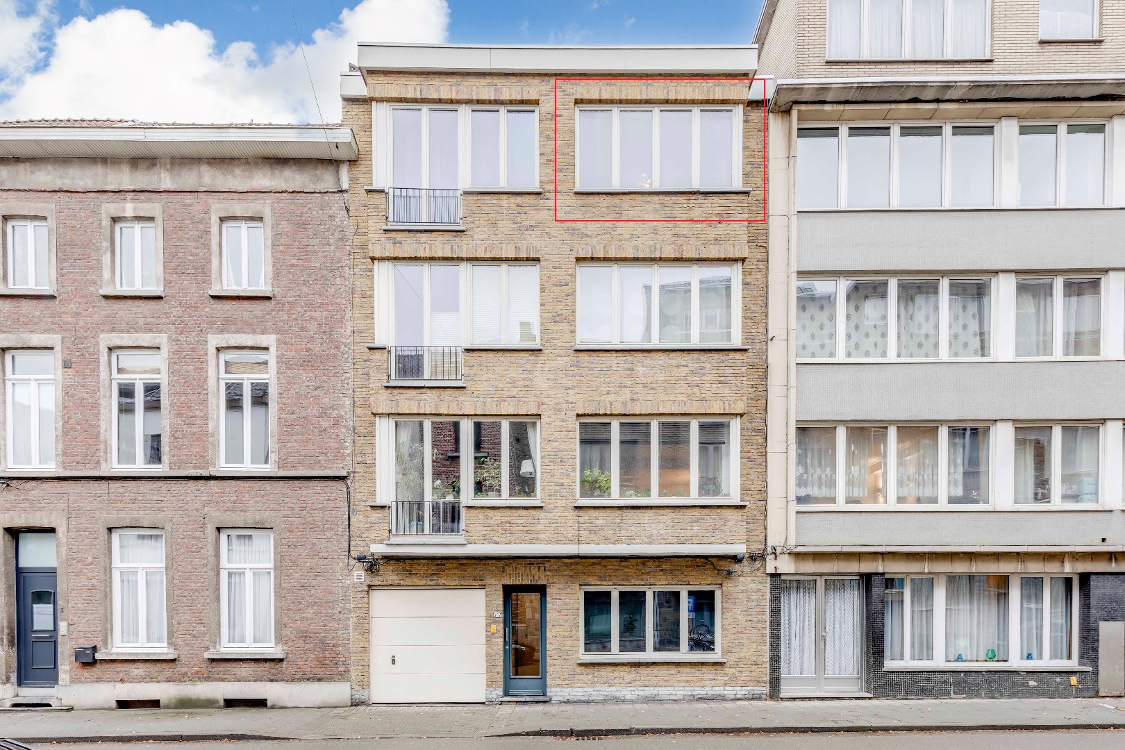 Zeer ruim 1-slaapkamer appartement met bureauruimte 