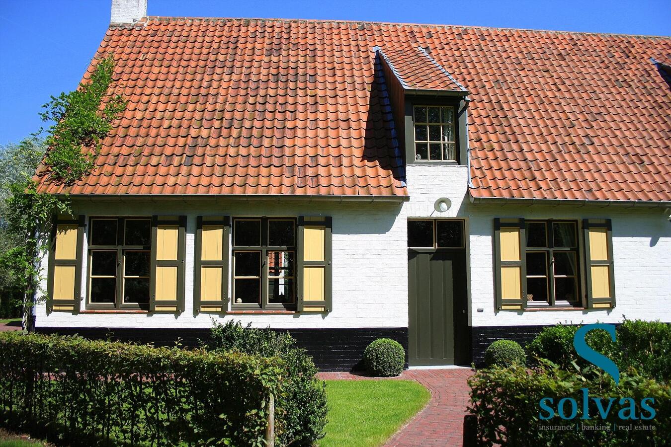 Te huur: exclusieve hoeve op 13.000m&#178; te Oostkamp! 