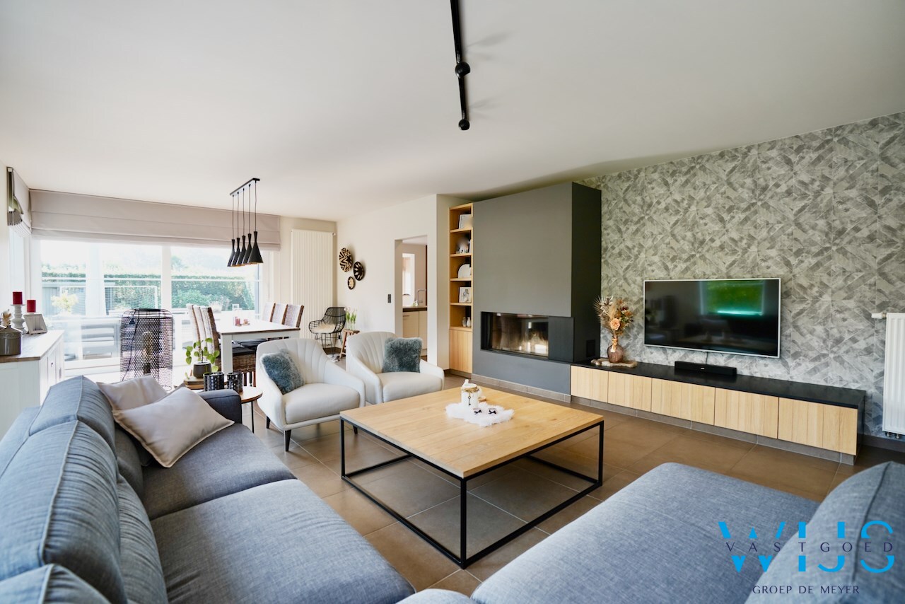 Schitterende gezinswoning op 835 m&#178; te Knesselare 