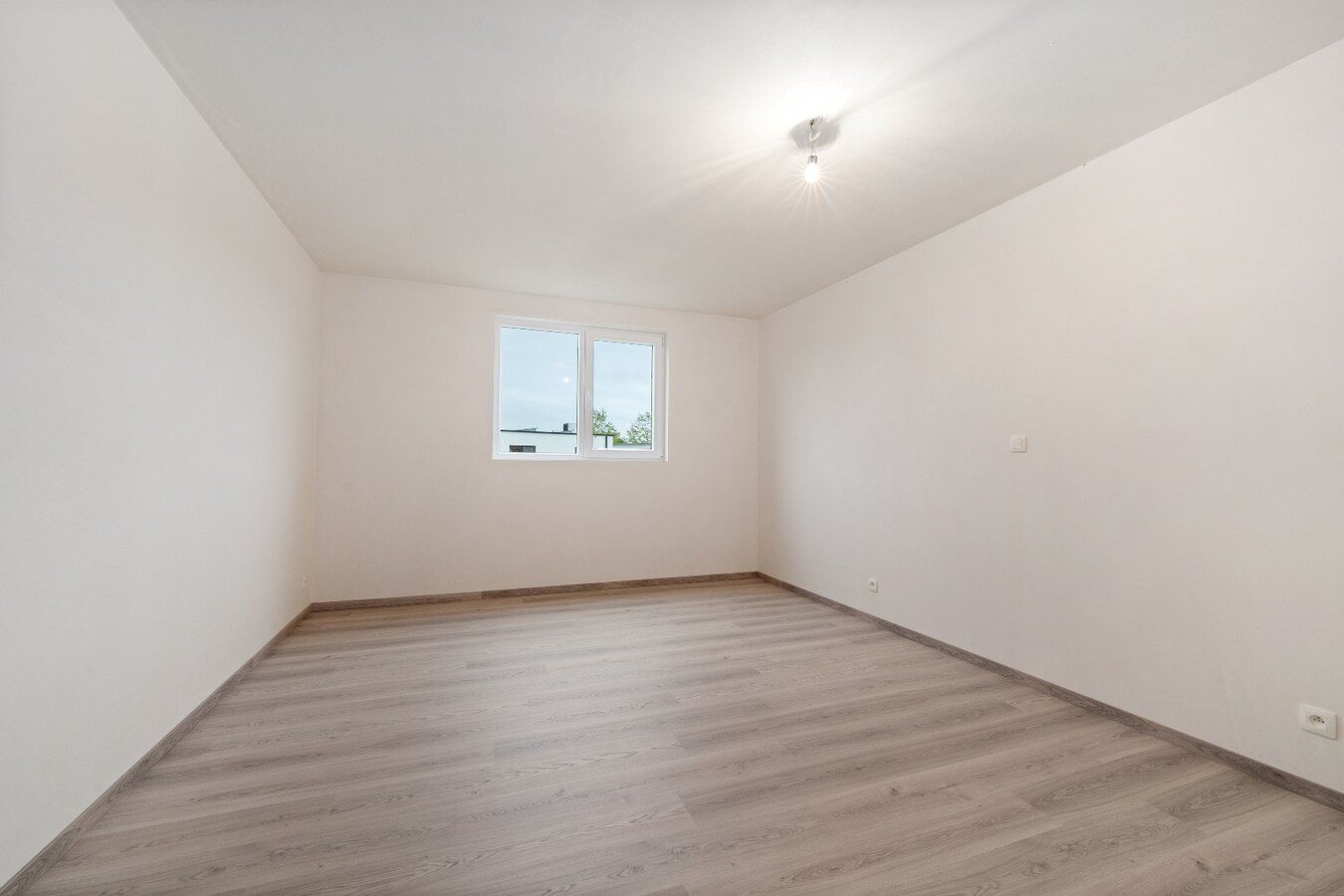 Halfopen nieuwbouwwoning met 3 slaapkamers te Koekelare 