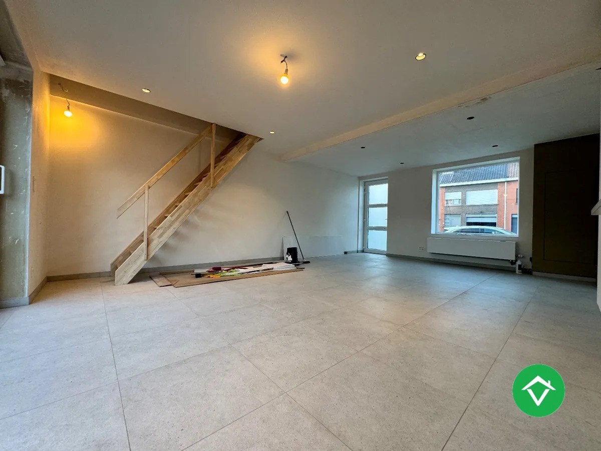 Woning met 3 slaapkamers en garage te Torhout 