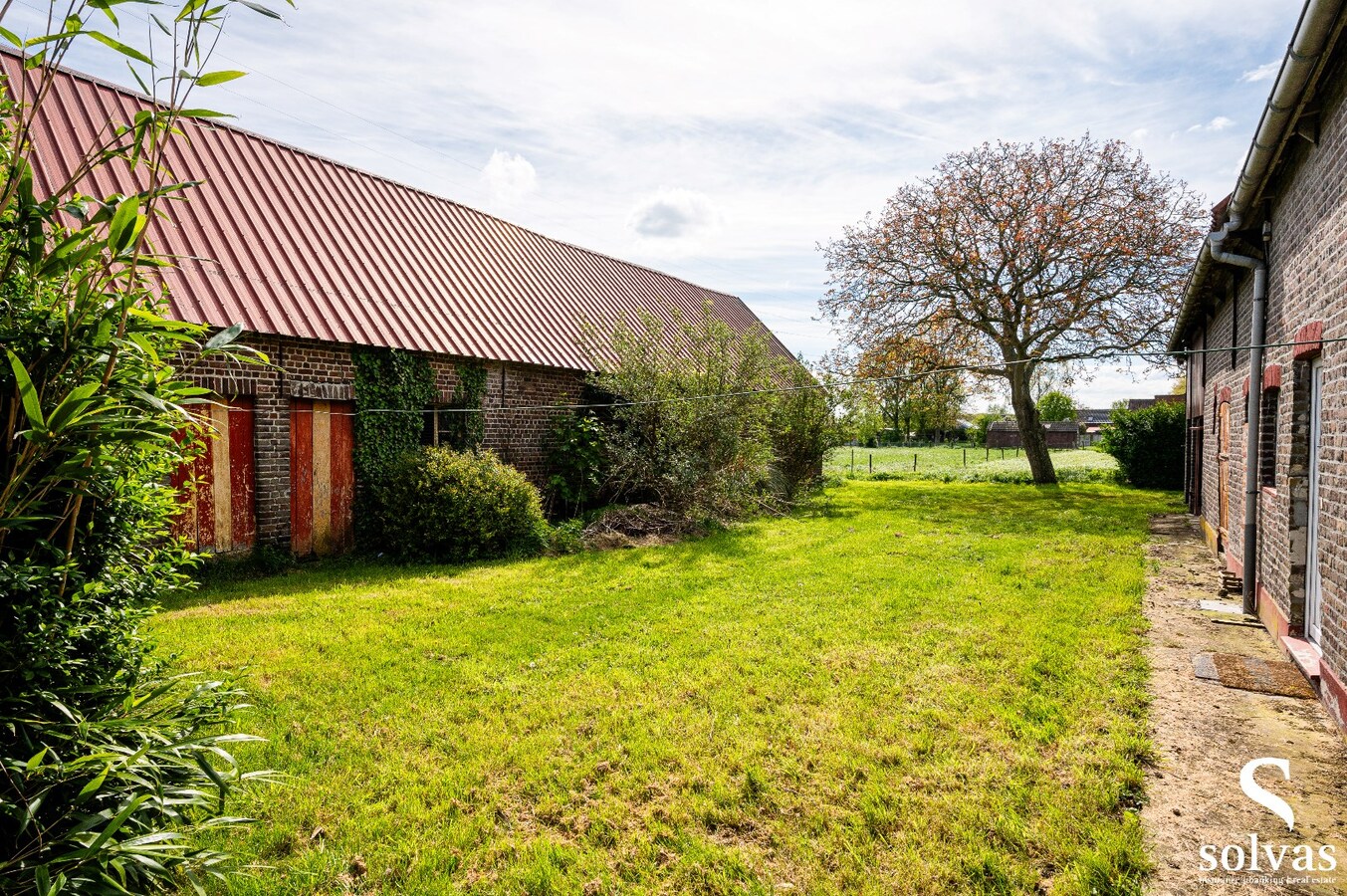 Prachtige hoeve op ruim perceel te Oostwinkel 