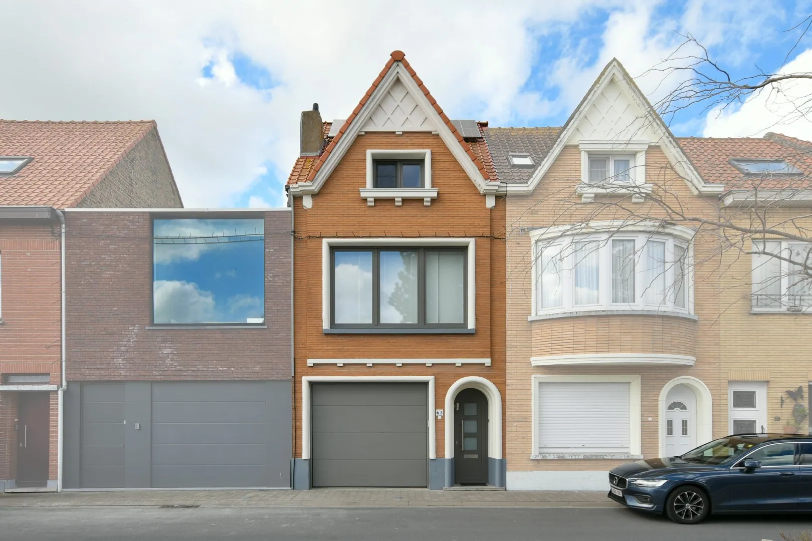 Mooi vernieuwde en instapklare woning te Stene