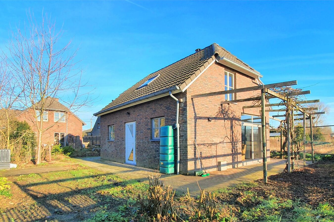 Sfeervolle woning met extra woonentiteit 