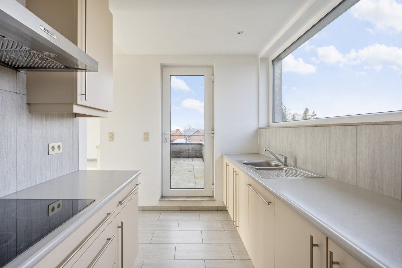 Luxe penthouse appartement te Hasselt/Kermt 