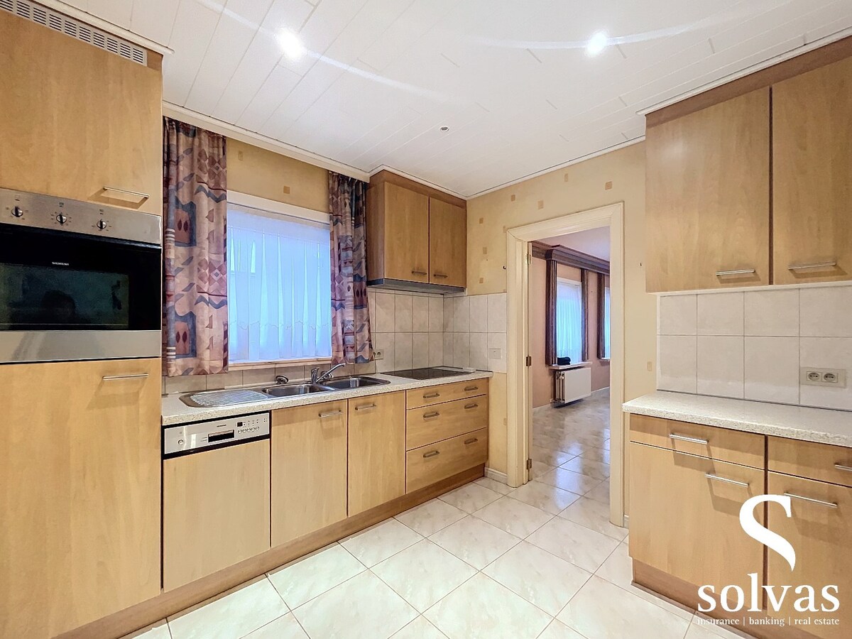 Ruim gelijkvloers appartement 
