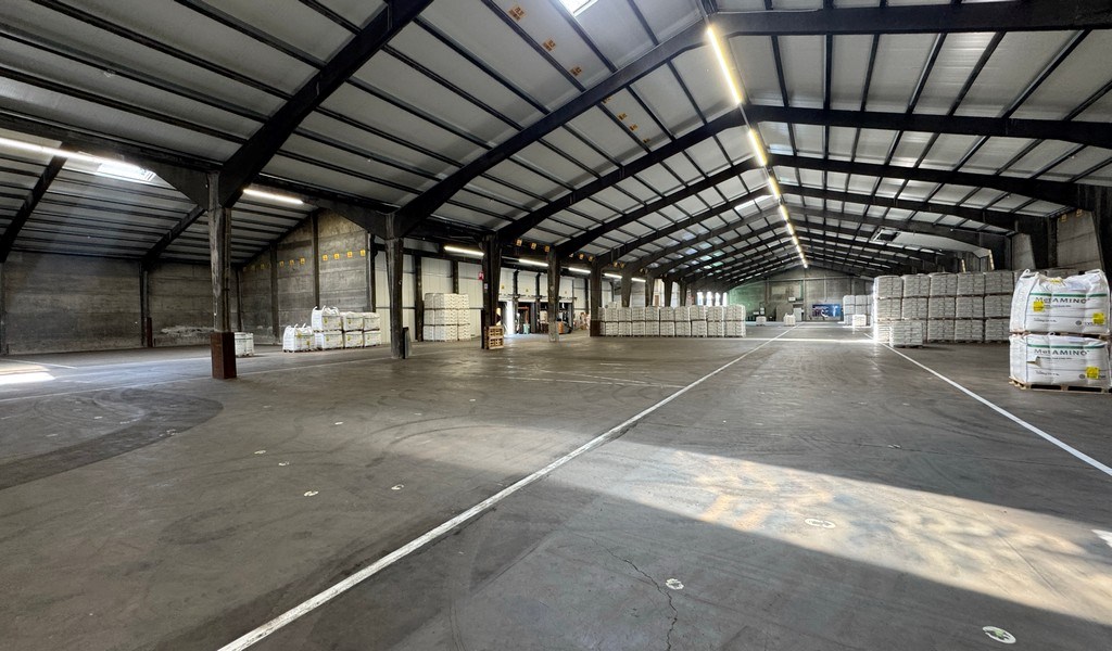 Magazijn te huur in Schomhoeve Logistic Center in haven Antwerpen