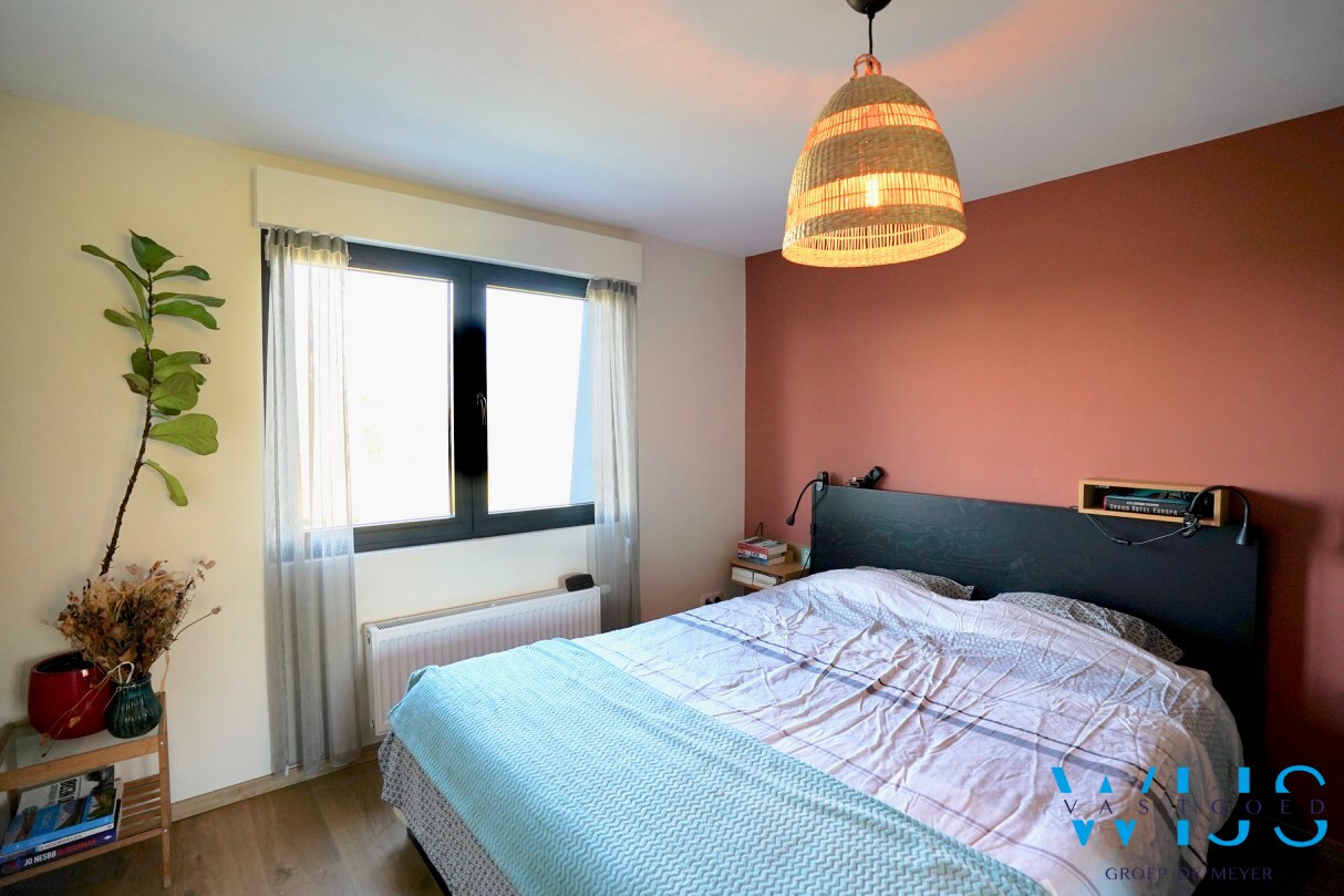 Bel-&#233;tage met 3 slaapkamers en tuin te ERTVELDE ! 