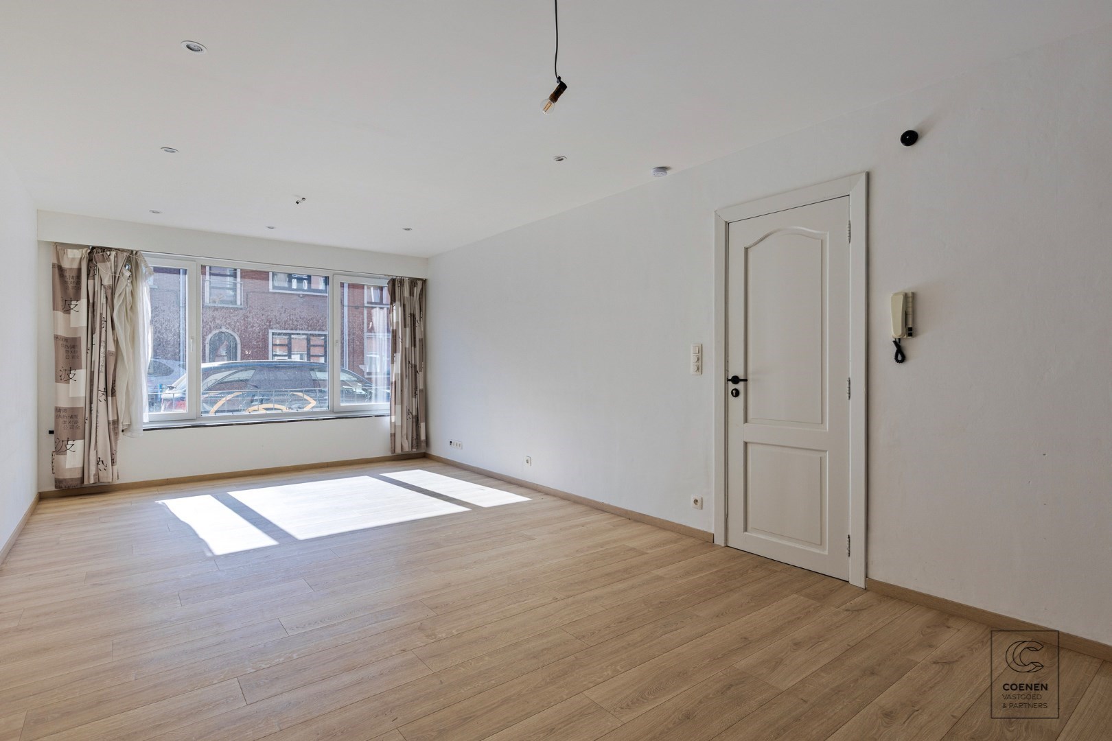 Energiezuinig gelijkvloers appartement van 85m&#178; met tuin te Deurne! 