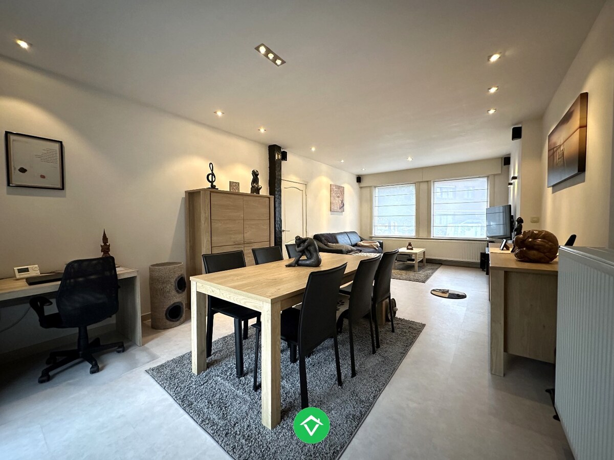 Instapklare gezinswoning met vier slaapkamers en gunstige ligging 