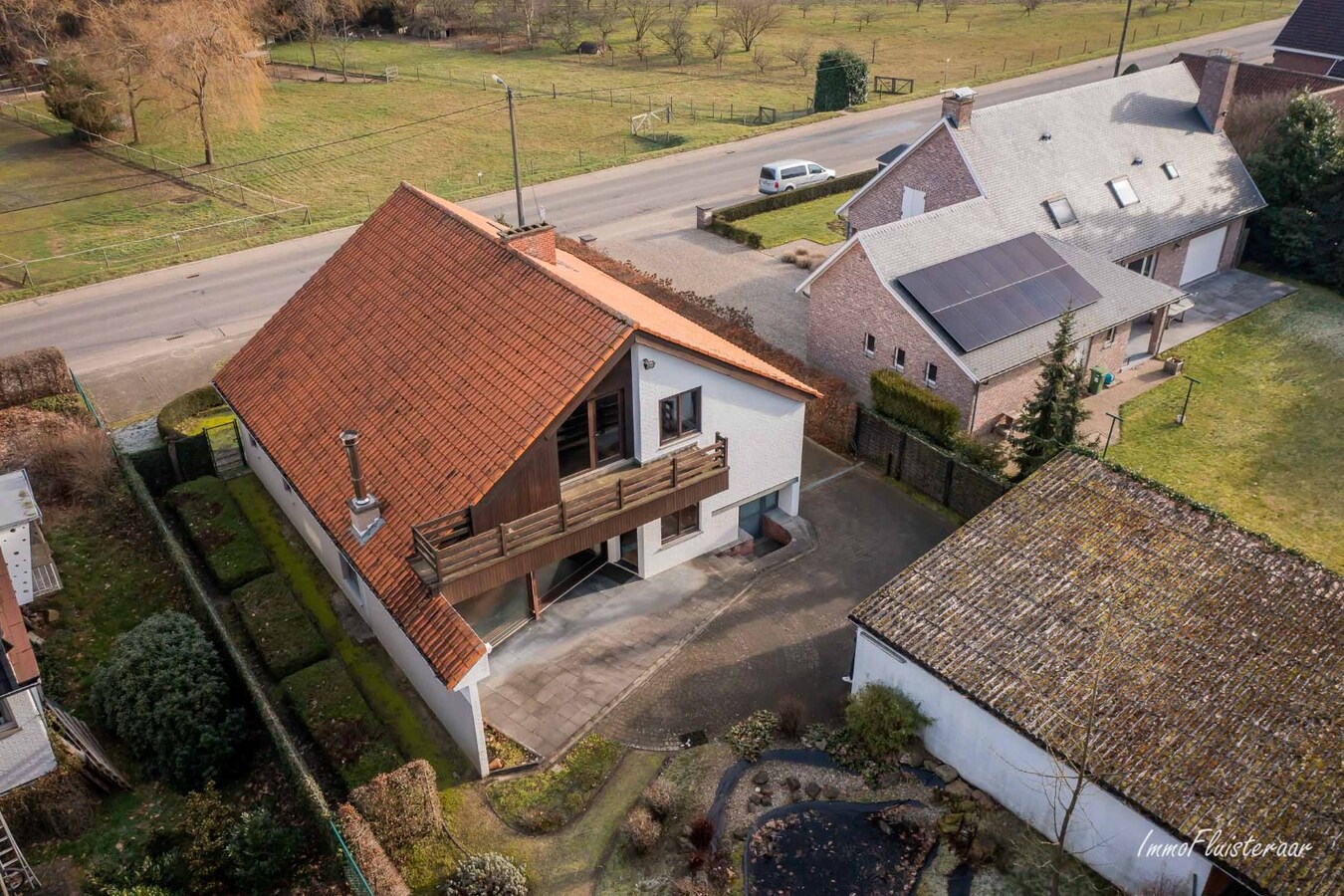 Woning met stalgebouw en grond op meer dan 1ha te Aarschot (Vlaams-Brabant) 