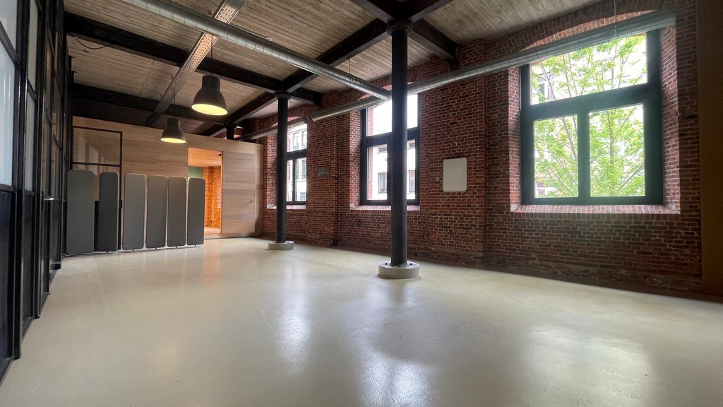 Uniek loftkantoor te huur nabij 't Eilandje in Antwerpen
