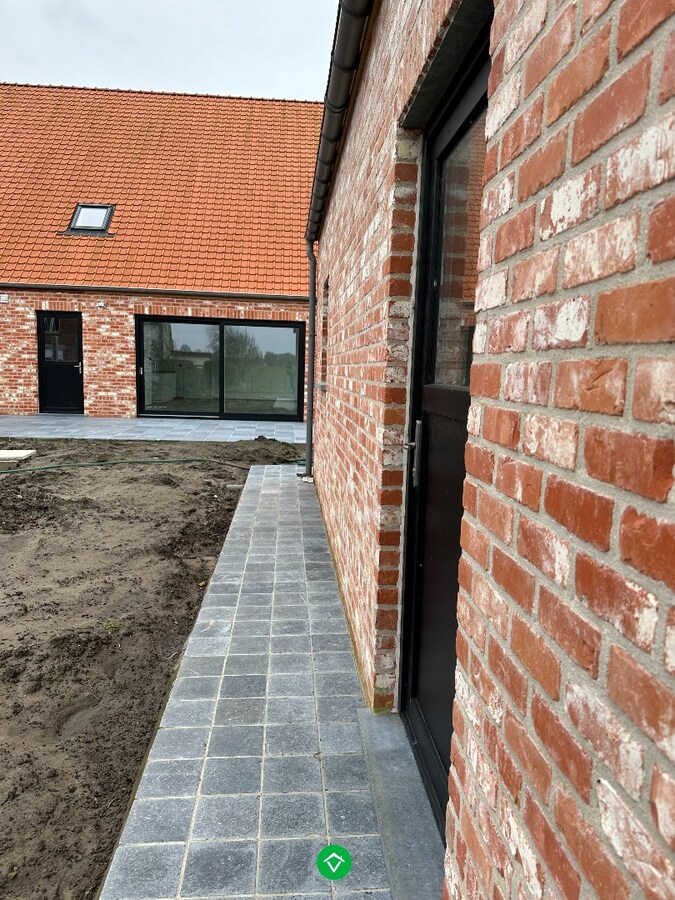 Halfopen nieuwbouwwoning te Bovekerke 