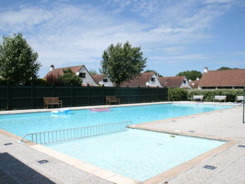 Gezellige vakantiewoning in kindvriendelijk domein te De Panne 
