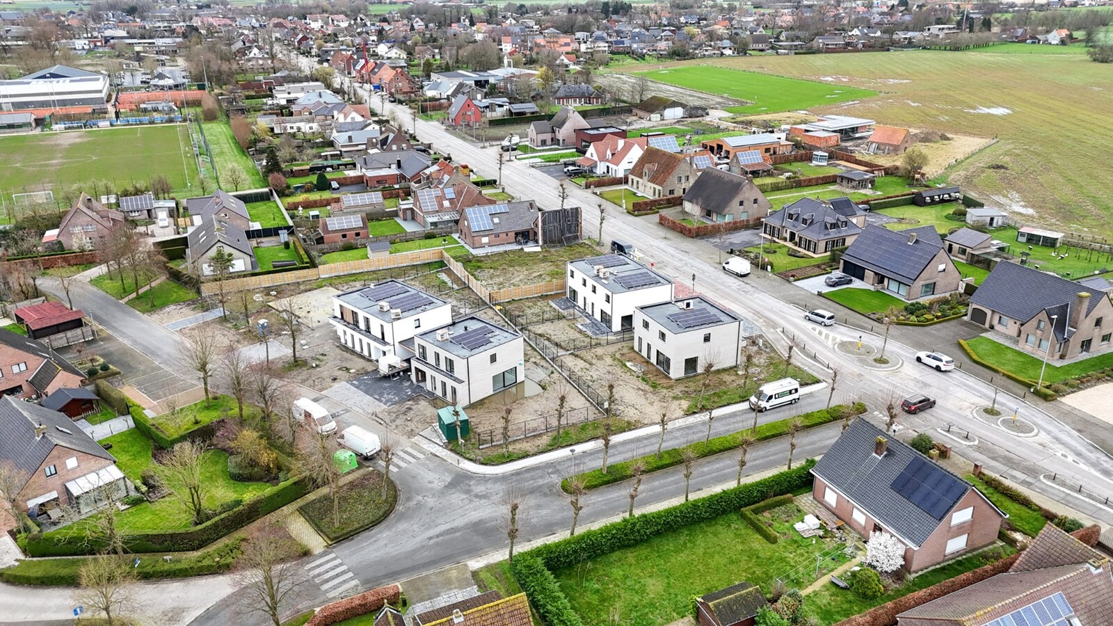 Halfopen nieuwbouwwoning met 3 slaapkamers te Koekelare 