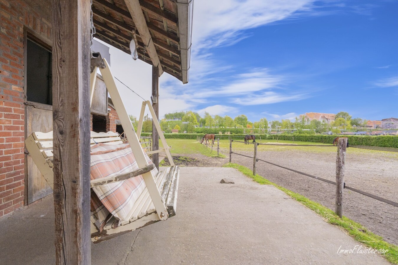 Gezellige woning met stallen op een prachtige locatie te Bocholt (ca. 44a50ca) 