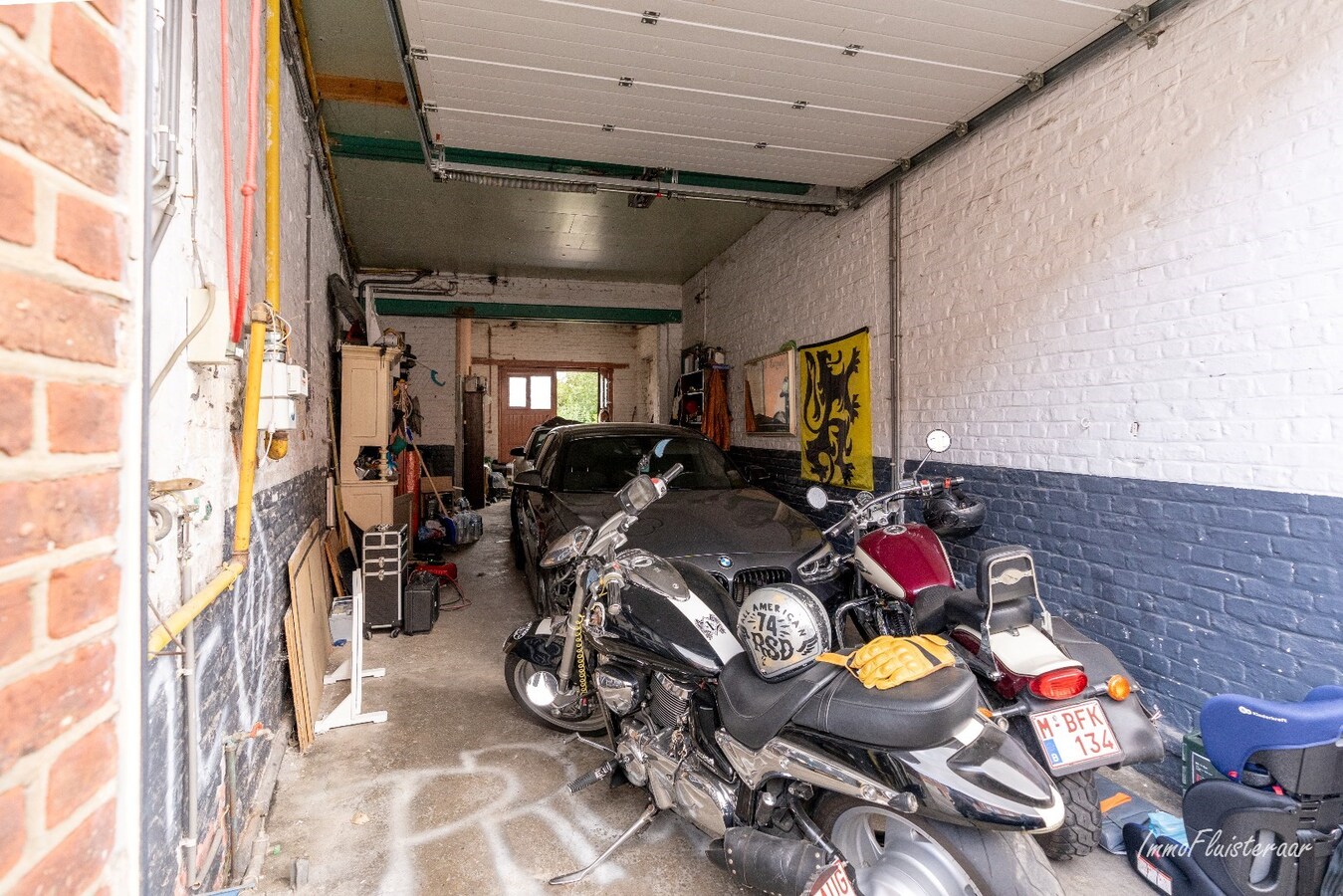 Maison &#224; rafra&#238;chir avec des &#233;curies et un pr&#233; attenant d&#39;environ 43 ares &#224; Tienen. 