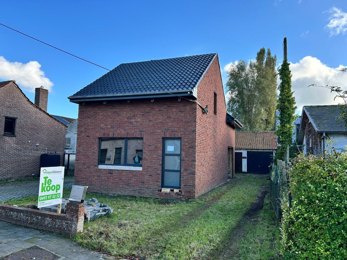 Woning met 4 slaapkamers te Eernegem 