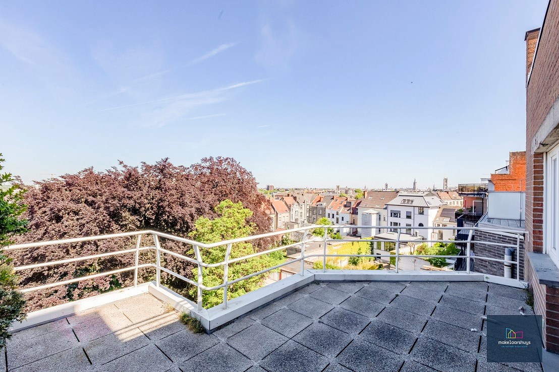 Gunstig gelegen 2slp. app. met zonnig terras ( 25m&#178;) nabij het Citadelpark 