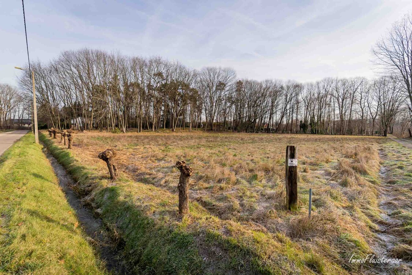 Woning met stalgebouw en grond op meer dan 1ha te Aarschot (Vlaams-Brabant) 