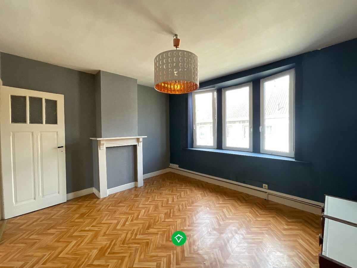 Centraal gelegen woning met 2 slaapkamers en tuin in centrum Roeselare 