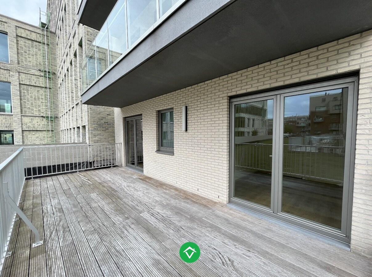 Ruim appartement op eerste verdieping met 2 slaapkamers in De Munt Roeselare 