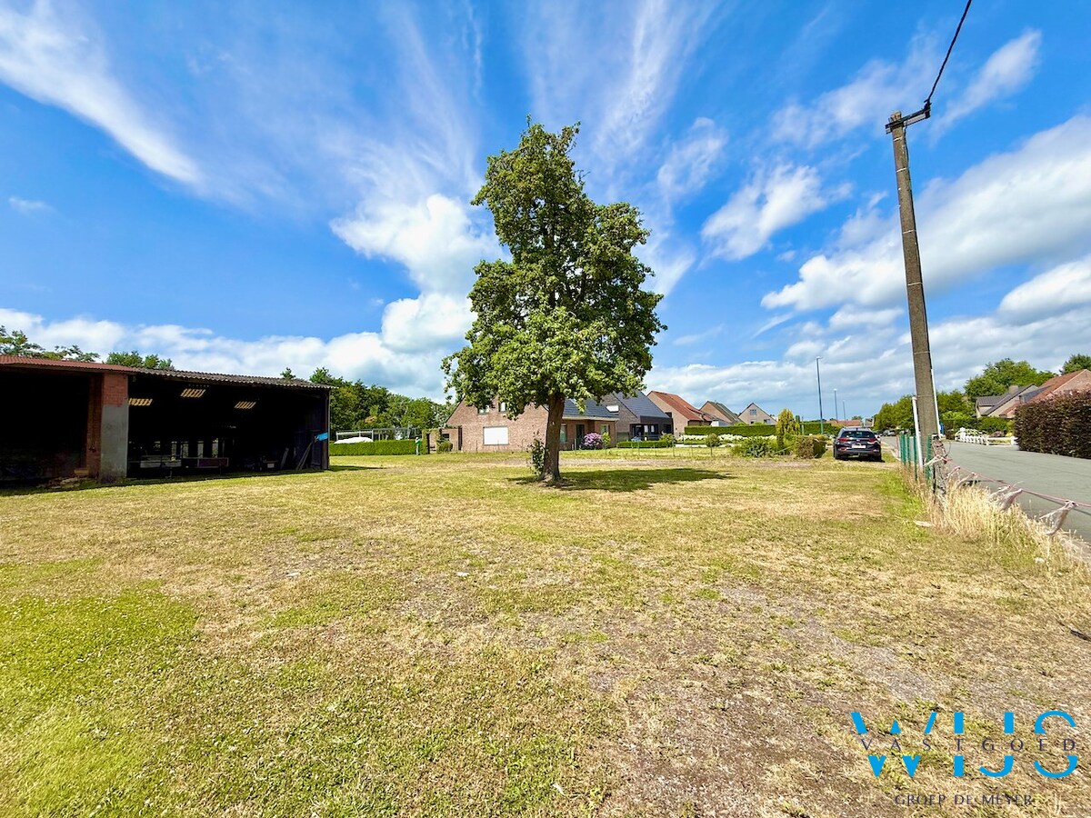 Af te breken woonhuis op 1.104m&#178; op TOPLOCATIE ! 