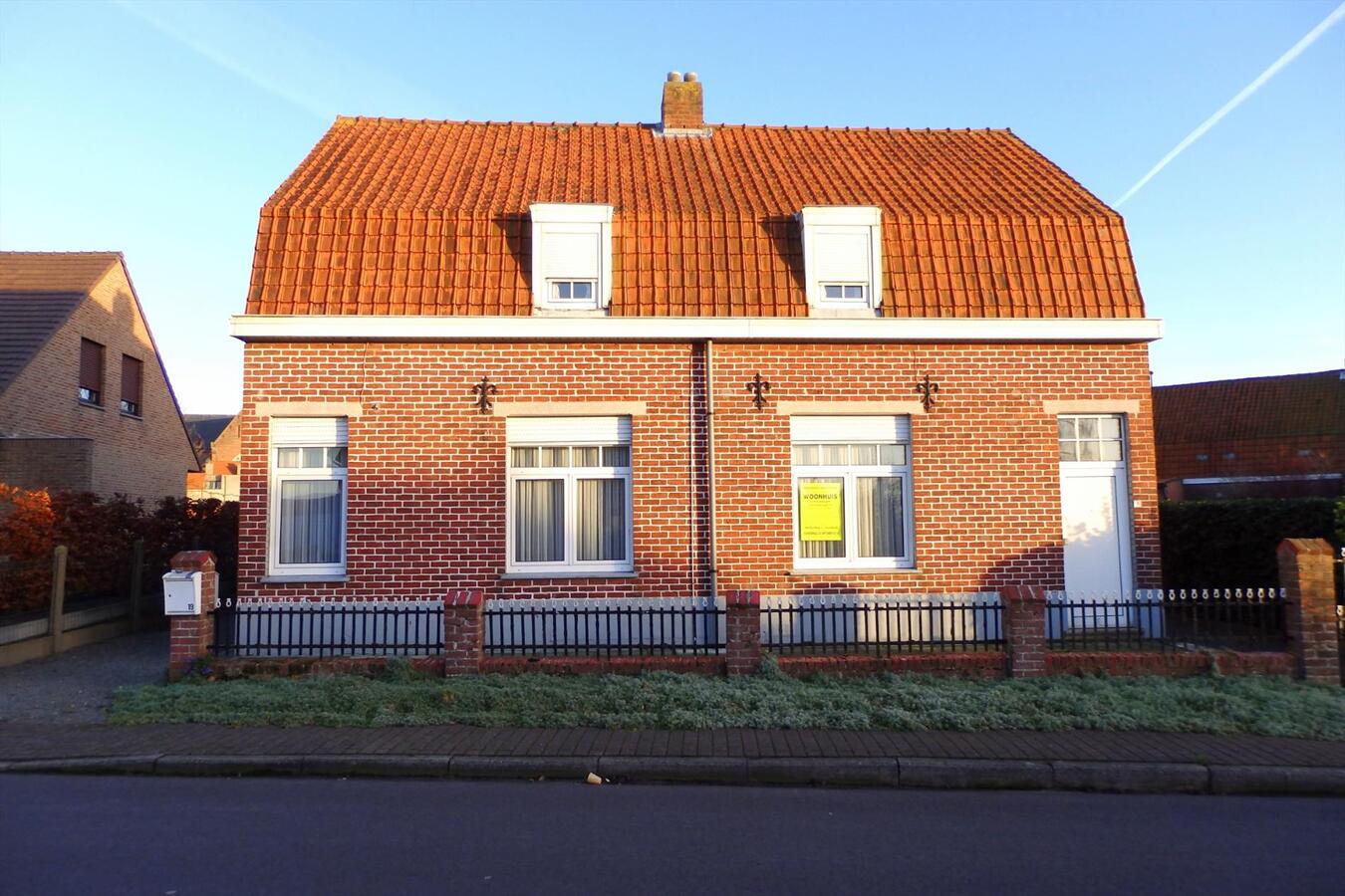 Te renoveren woning in Knesselare! 