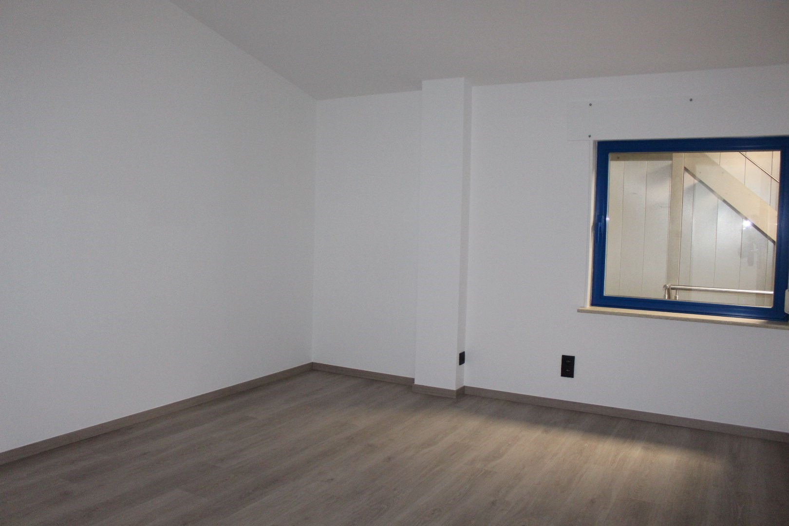 Appartement met 2 slaapkamers en parkeerplaats. 