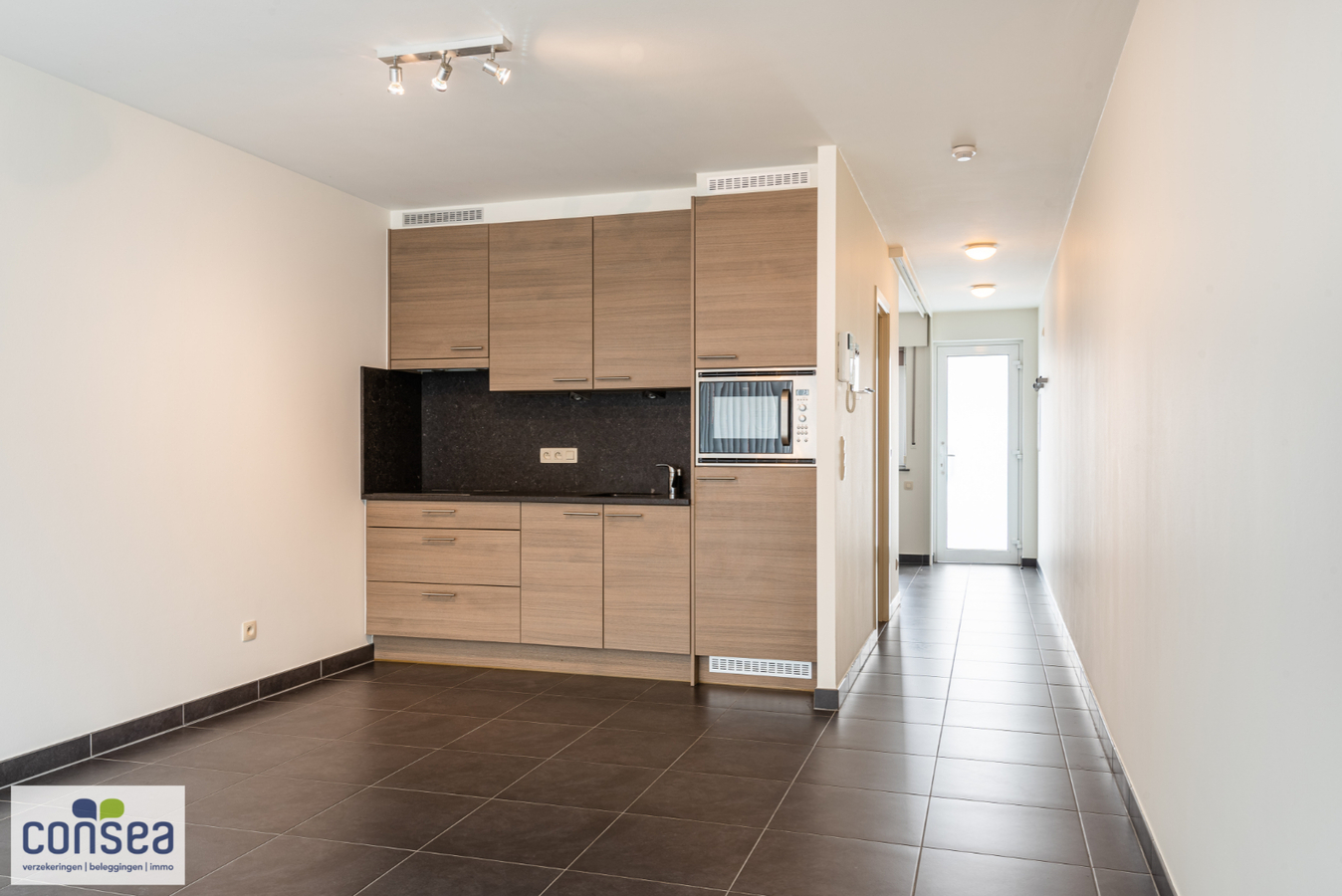 Modern, praktisch ingericht &#233;&#233;n-slaapkamer-appartement in centrum Aalter 