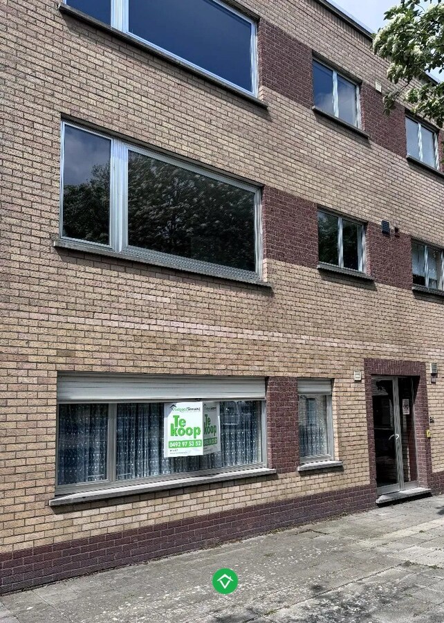 Gelijkvloers appartement met 2 slaapkamers en groot terras en garage te Bredene 