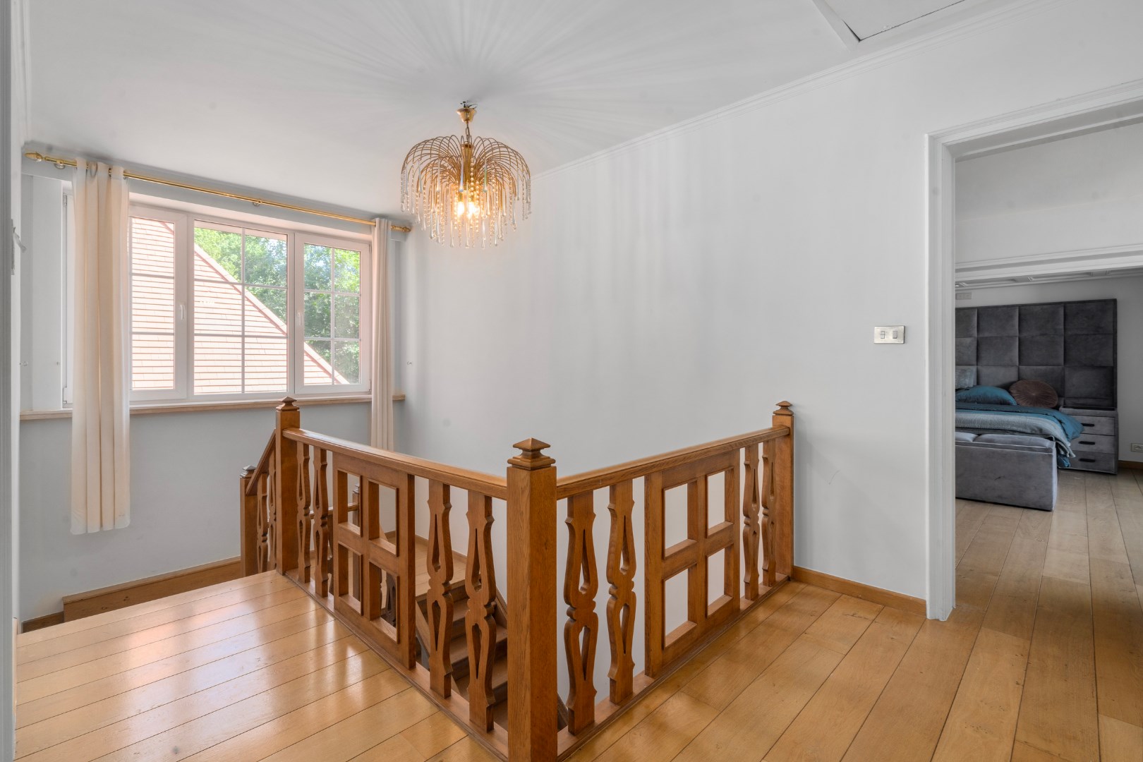 Stijlvolle villa met 5 slaapkamers op mooi perceel van 1325m&#178; 